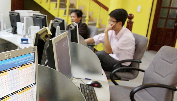 Cơ hội để nhân viên CTCK “làm liều” ảnh 1