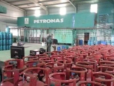 Lợi nhuận từ gas giả: Chỉ sau ma túy ảnh 3 Lợi nhuận từ gas giả: Chỉ sau ma túy ảnh 3