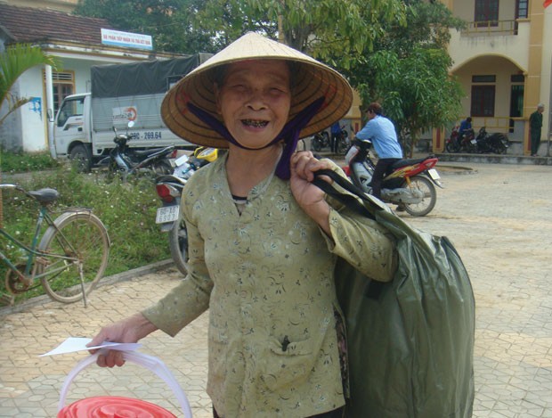 Vợi nỗi đau bằng sự chia sẻ ảnh 5