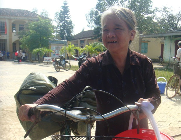 Vợi nỗi đau bằng sự chia sẻ ảnh 3