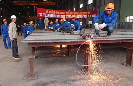 "Hạ cấp" Vinashin, 14.000 lao động ra đường ảnh 1