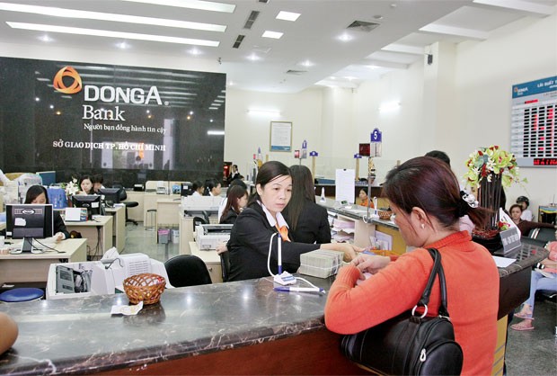 Hết năm, tín dụng nhiều nhà băng vẫn âm ảnh 1