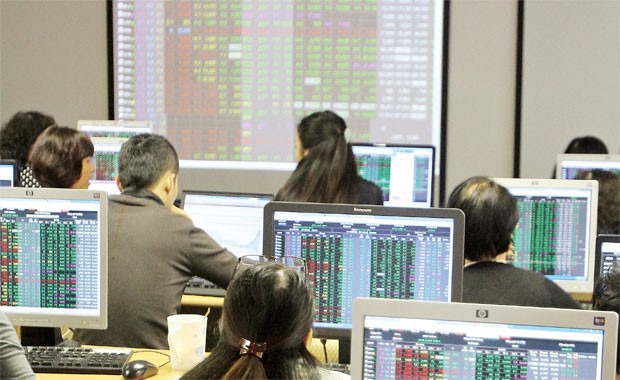 VN-Index khó đạt 530 điểm cuối năm ảnh 1 VN-Index khó đạt 530 điểm cuối năm ảnh 1