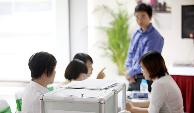 Quy định bán vốn Nhà nước “vênh” nhau ảnh 1 Quy định bán vốn Nhà nước “vênh” nhau ảnh 1