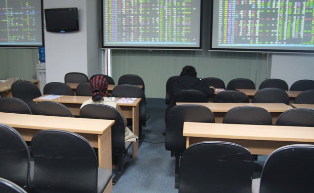 Báo động tình trạng nhiều CTCK “rỗng ruột” ảnh 2