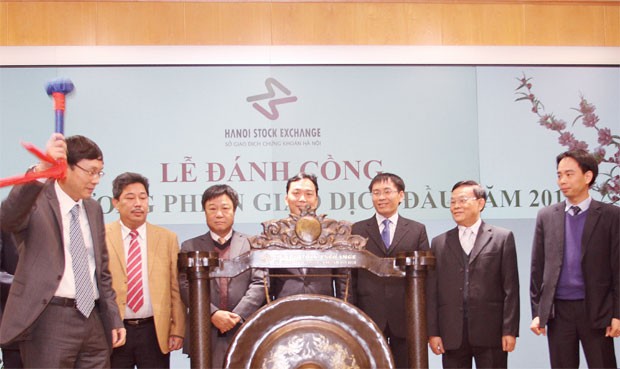 Để vốn vào TTCK, phải cải thiện niềm tin ảnh 1