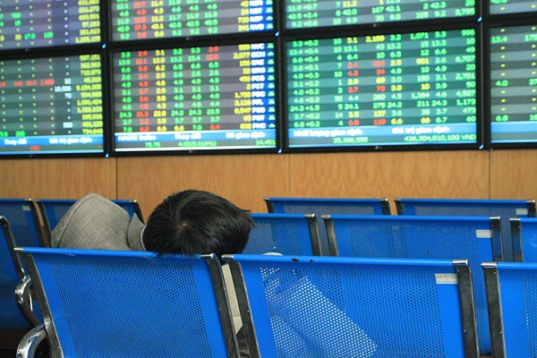 Phóng sự ảnh: Ngày đầu tiên "ăn, ngủ, chơi" cùng chứng khoán ảnh 13 Phóng sự ảnh: Ngày đầu tiên "ăn, ngủ, chơi" cùng chứng khoán ảnh 13