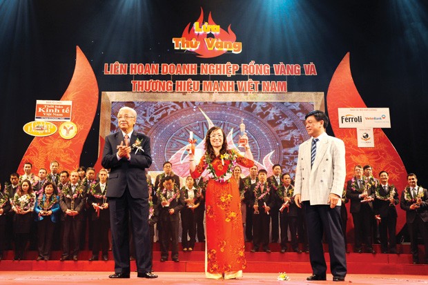 Tổng giám đốc AIA Việt Nam: Đại lý ngoại hạng là chiến lược lâu dài ảnh 1