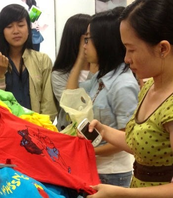 Trung tâm thương mại bán quần áo theo kg ảnh 5