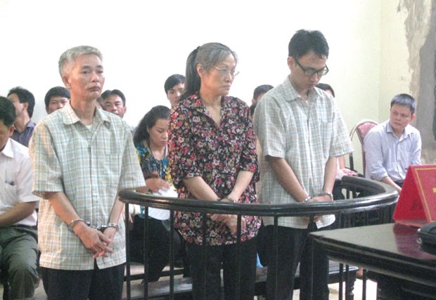 Hai mẹ con Tổng giám đốc hầu tòa vì lừa đảo hơn 60 tỷ đồng ảnh 1 Hai mẹ con Tổng giám đốc hầu tòa vì lừa đảo hơn 60 tỷ đồng ảnh 1