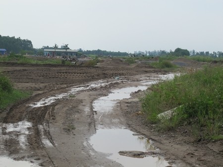 Choáng với cảnh hoang vu "siêu đô thị" Mê Linh ảnh 4