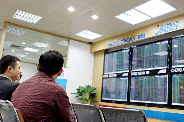 Kéo dài giao dịch, người mong - kẻ ngán ảnh 1