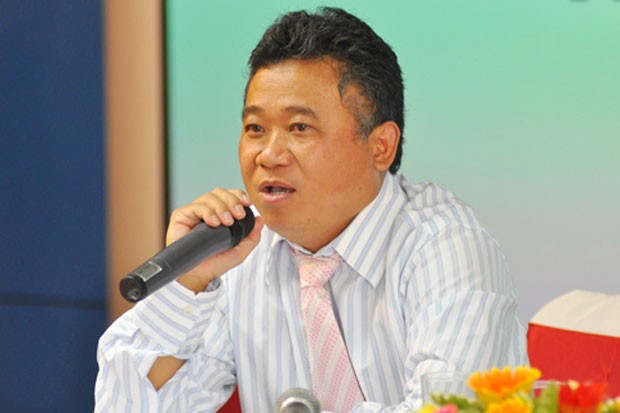 Đại gia đua nhau bán cổ phiếu, gom tiền tươi ảnh 1