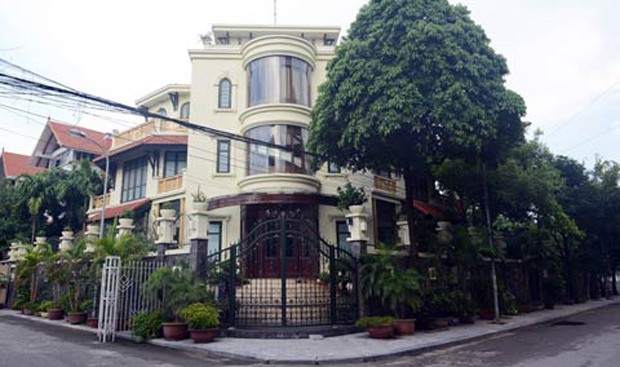 Giây phút bầu Kiên nghe lệnh bắt ảnh 1