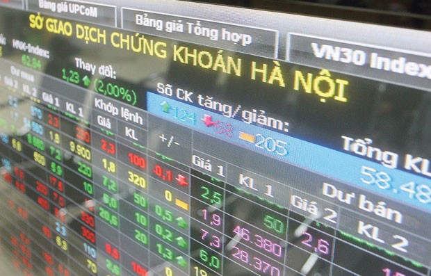 Hết “đại gia” chống lưng, Sao Việt hết “cửa sống” ảnh 1