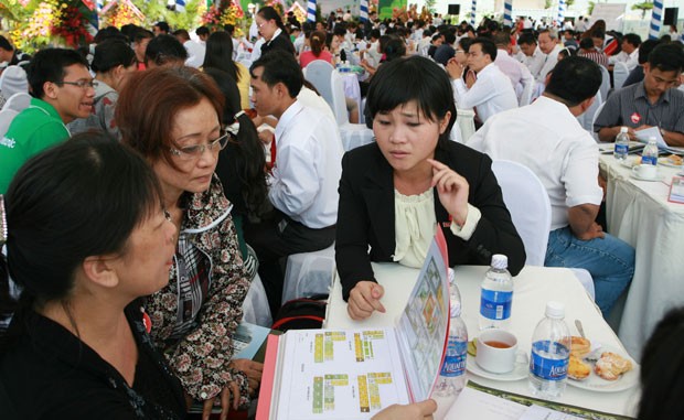 Giới địa ốc rầm rộ bung hàng ảnh 1 Giới địa ốc rầm rộ bung hàng ảnh 1