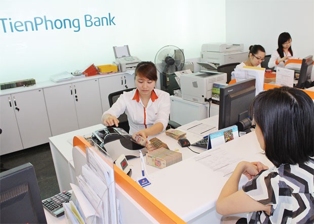 Thừa vốn, ngân hàng vẫn cạnh tranh huy động ảnh 1 Thừa vốn, ngân hàng vẫn cạnh tranh huy động ảnh 1