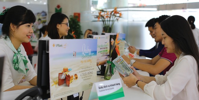 Ngân hàng nỗ lực giảm phụ thuộc vào tín dụng 