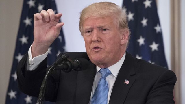 Ông Trump: “Trung Quốc đang giết Mỹ bằng các thỏa thuận thương mại không công bằng”