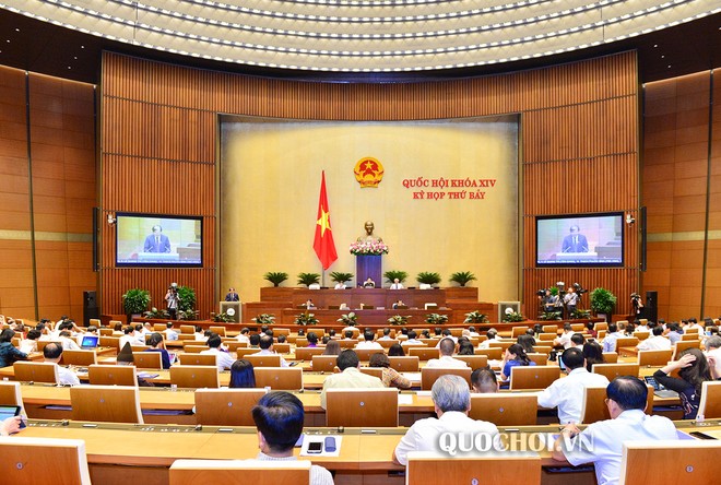 Quốc hội thảo luận dự án Luật Phòng, chống tác hại của rượu, bia