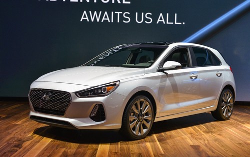 Hyundai Elantra GT - câu trả lời cho Mazda3 hatchback ảnh 1
