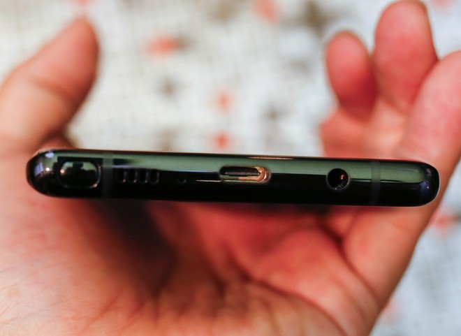Mở hộp Galaxy Note 8 đầu tiên tại Việt Nam ảnh 7