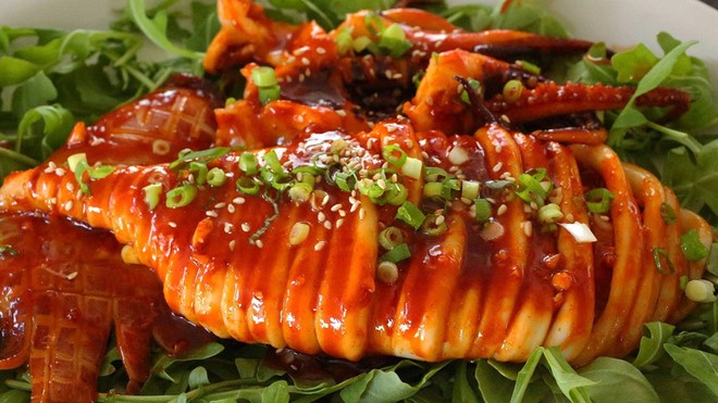 Những món 'nhìn là thèm' cho hội mê hải sản ở TP.HCM ảnh 6