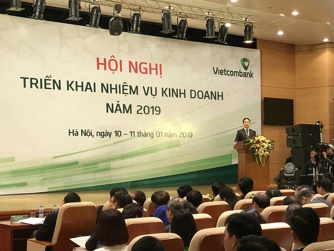 Vietcombank năm 2018 đạt lợi nhuận hợp nhất hơn 18.000 tỷ đồng, tăng 63% nhưng vẫn có 5 vấn đề cần lưu ý ảnh 1