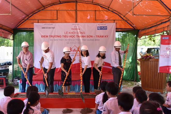 Prudential đầu tư hơn 2 tỷ đồng khởi động chương trình “Cùng xây tương lai” năm 2016