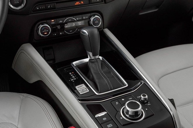 Nội thất Mazda CX-5 2017 đánh bại xe sang Lexus ảnh 5