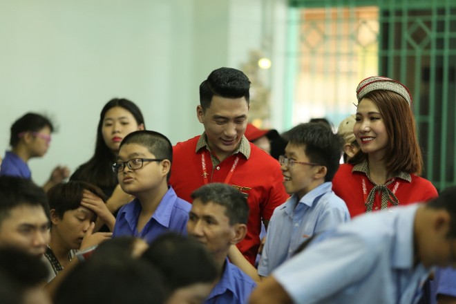 Vietjet mang nụ cười tới các bạn trẻ khuyết tật TP.HCM trong dịp lễ 30/4-1/5 ảnh 3