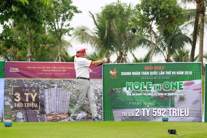 Những khoảnh khắc đẹp tại giải Golf Doanh nhân trẻ toàn quốc năm 2019 ảnh 1