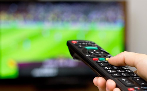 World Cup 2018 có lịch thi đấu phù hợp với nhịp sống của người Việt Nam nên nhiều gia đình, quán cafe muốn đầu tư cho trải nghiệm xem bóng đá chất lượng cao.
