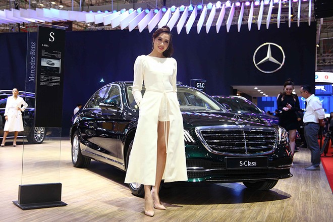 VietnamMortorshow 2018: Đam mê xe và người đẹp ảnh 10