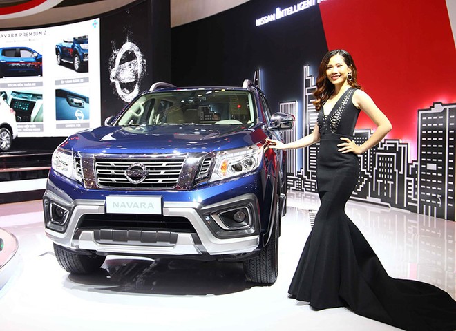 VietnamMortorshow 2018: Đam mê xe và người đẹp ảnh 11