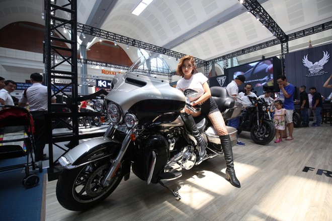 Môtô khủng giá 2,1 tỷ đồng tại Auto Expo 2018 ảnh 7
