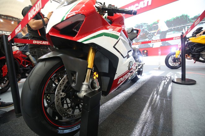 Môtô khủng giá 2,1 tỷ đồng tại Auto Expo 2018 ảnh 5