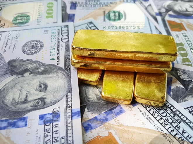  Giá vàng hôm nay ngày 24/3: Vàng thế giới tiệm cận 2.000 USD/ounce, giá vàng trong nước vẫn "thờ ơ"