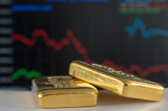Giá vàng hôm nay ngày 2/8: USD tăng vọt, vàng thế giới lao dốc
