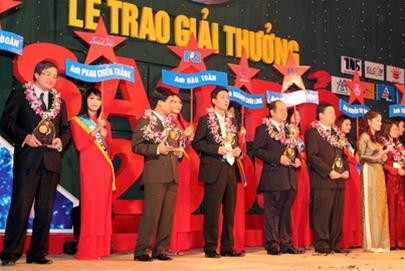 Ngày 30/8, trao Giải thưởng 10 doanh nhân Sao Đỏ 2014