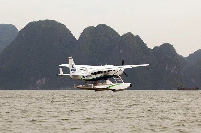 Khai trương dịch vụ thủy phi cơ du lịch tại Quảng Ninh