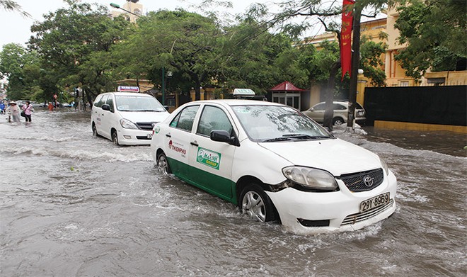 Các công ty bảo hiểm thường không bao gồm thủy kích trong gói bảo hiểm cơ bản