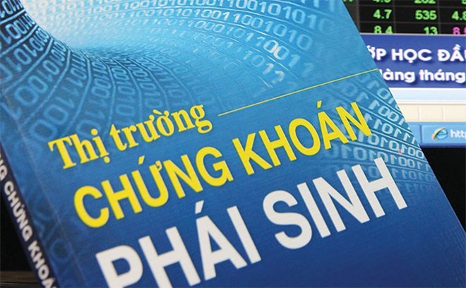 Mở thị trường chứng khoán phái sinh, nhiều cái khó