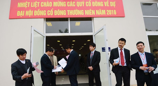 Nguyên tắc biểu quyết thông thường chỉ cần quá bán là đủ, không cần ít nhất 51% 