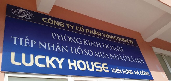 Phòng tiếp nhận hồ sơ đăng ký mua nhà ở xã hội Lucky House của chủ đầu tư, song chưa tiến hành nhận hồ sơ
