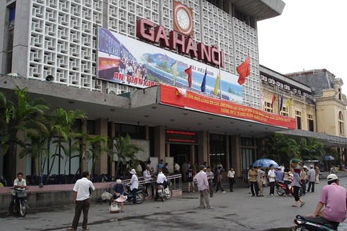 Tàu nhanh Hà Nội- Vinh (SE35/SE36) chỉ còn 5 giờ 30 phút