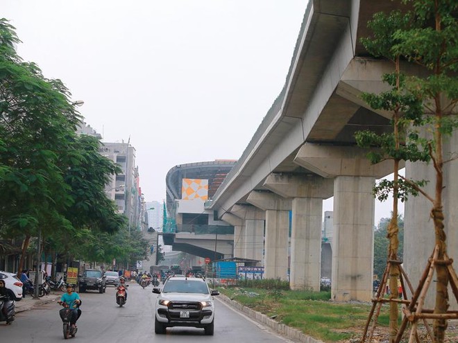 Dự án tuyến Cát Linh - Hà Đông đội vốn cả chục ngàn tỷ đồng. Ảnh: Đức Thanh