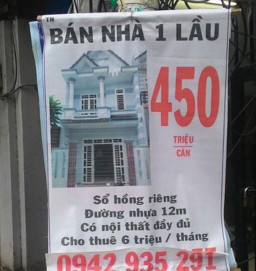 Nhiều tờ rơi quảng cáo một đàng bán nhà một nẻo khiến khách hàng dị ứng