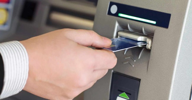 Máy ATM hoạt động như thế nào