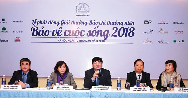 Ban giám khảo giải thưởng “Bảo vệ cuộc sống 2018”